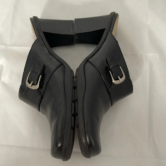 BARETRAPS Vivid Black Leather Chunky Heeled Mules Croc Effect Square Toe Size 6 - Picture 6 of 12